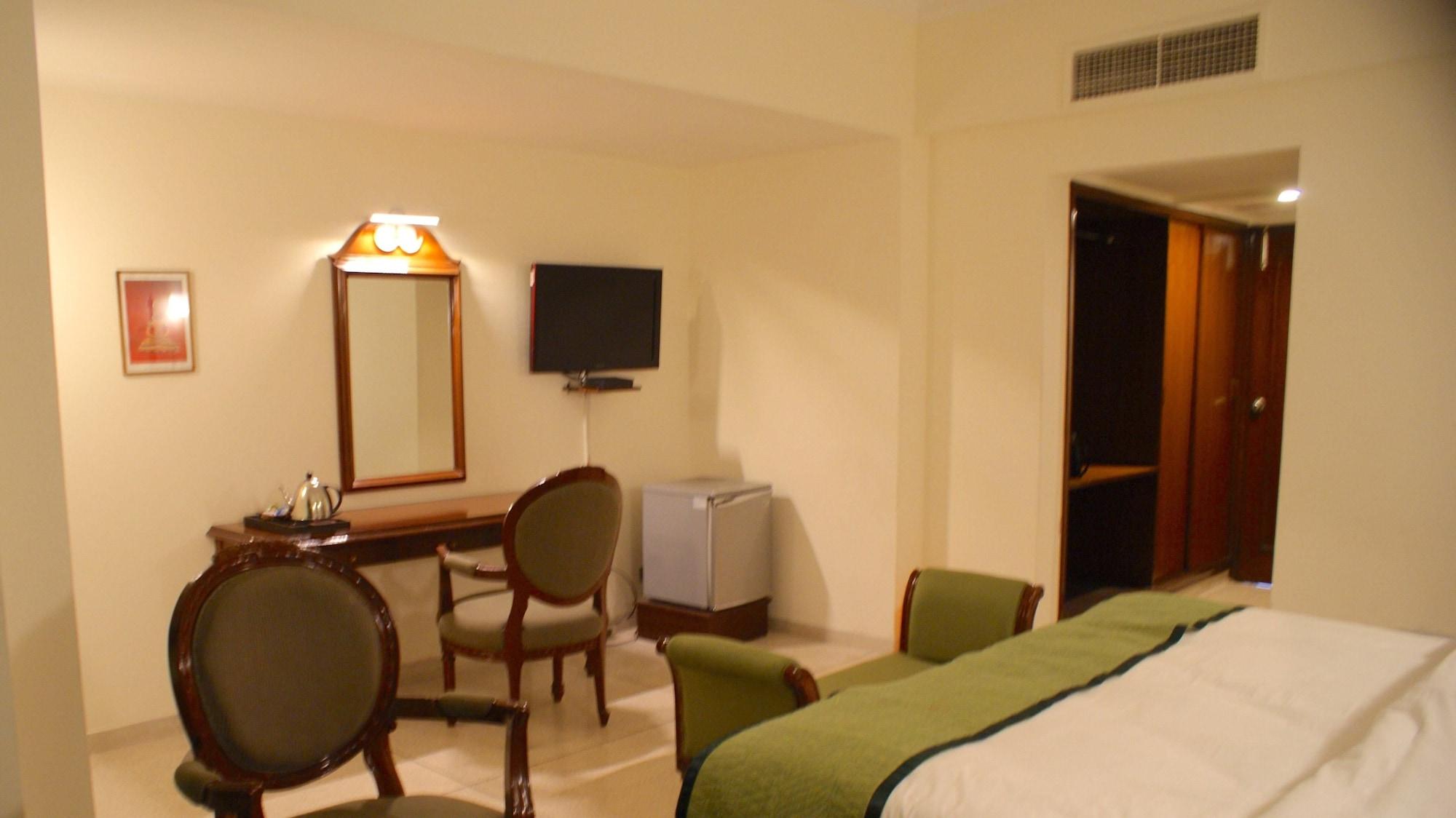 Hotel Alpana Haridwār Buitenkant foto