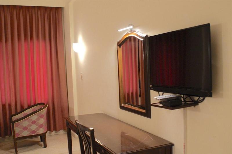 Hotel Alpana Haridwār Buitenkant foto
