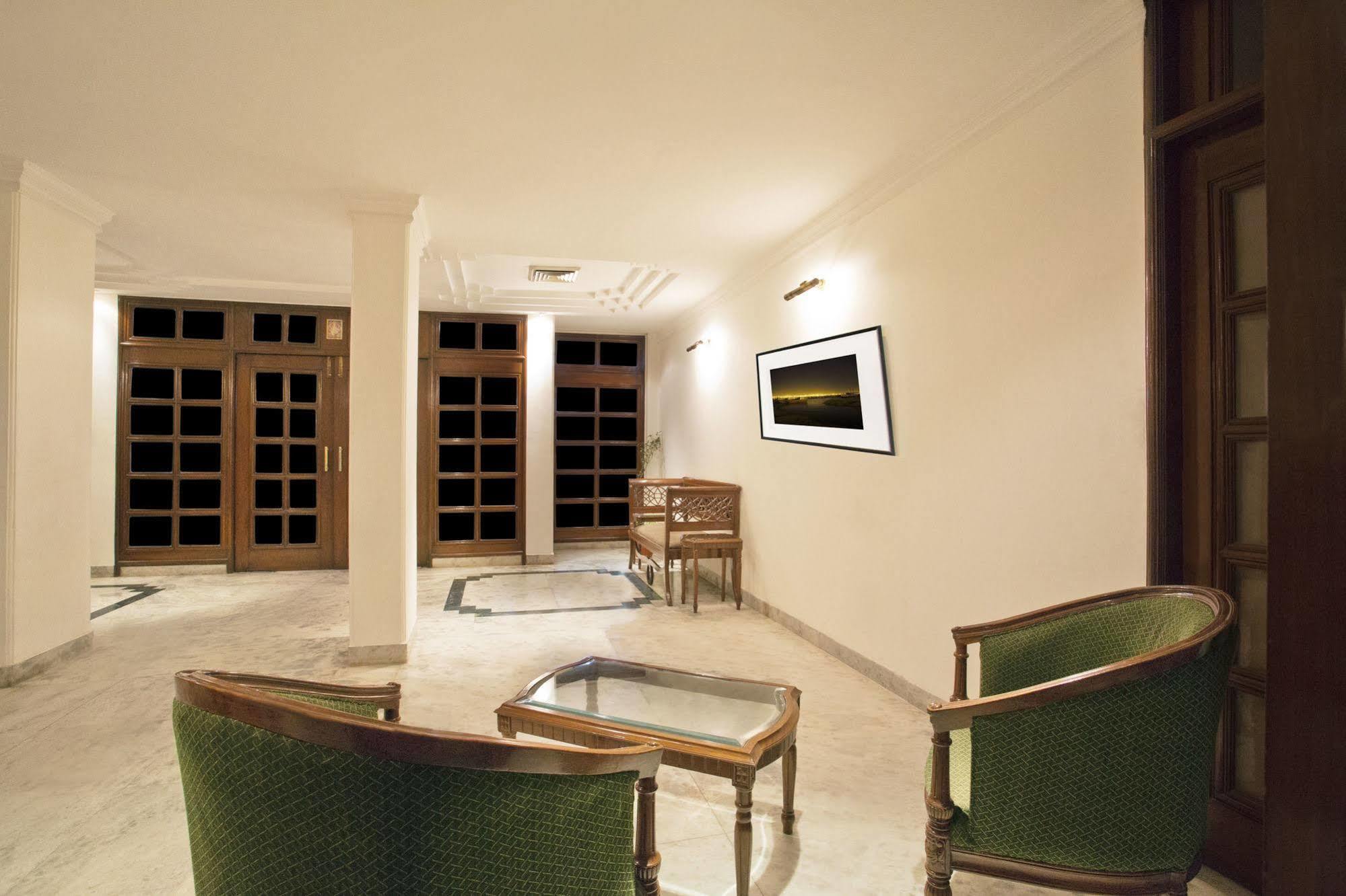 Hotel Alpana Haridwār Buitenkant foto